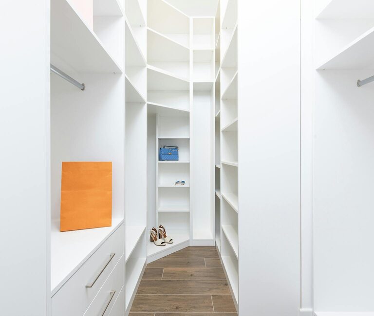 Simple Ways to Organize Your Entryway for a Clutter-Free Home
